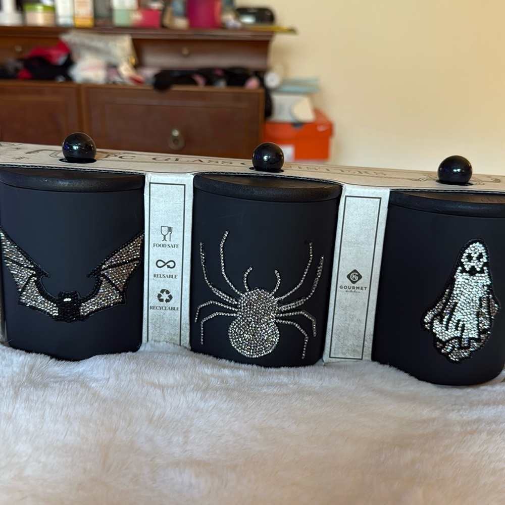 Halloween three-piece glass canister with wooden lid 👻🦇🕷️